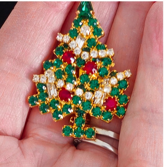 Eisenberg Ice Christmas Tree Pin Rhinestone Green Red Gold Tone‎ Brooch - Picture 11 of 16